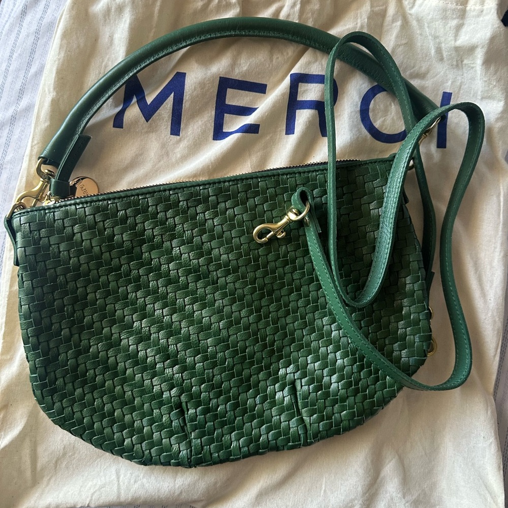 Clare V. Petit Moyen Messenger in Evergreen ZigZag